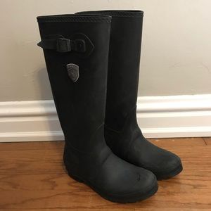 Tall rain boots